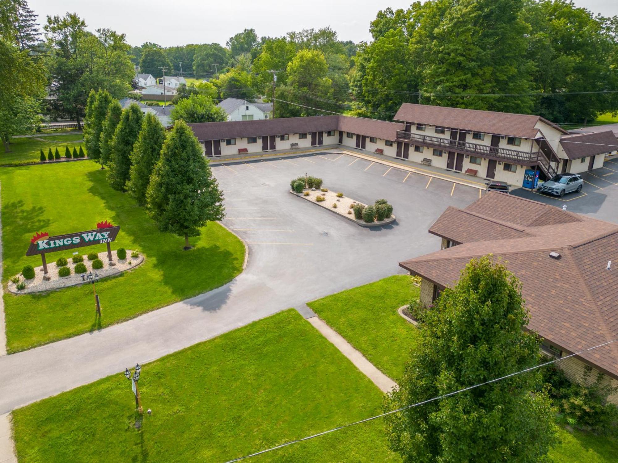 Kingsway Inn Caro Exterior photo
